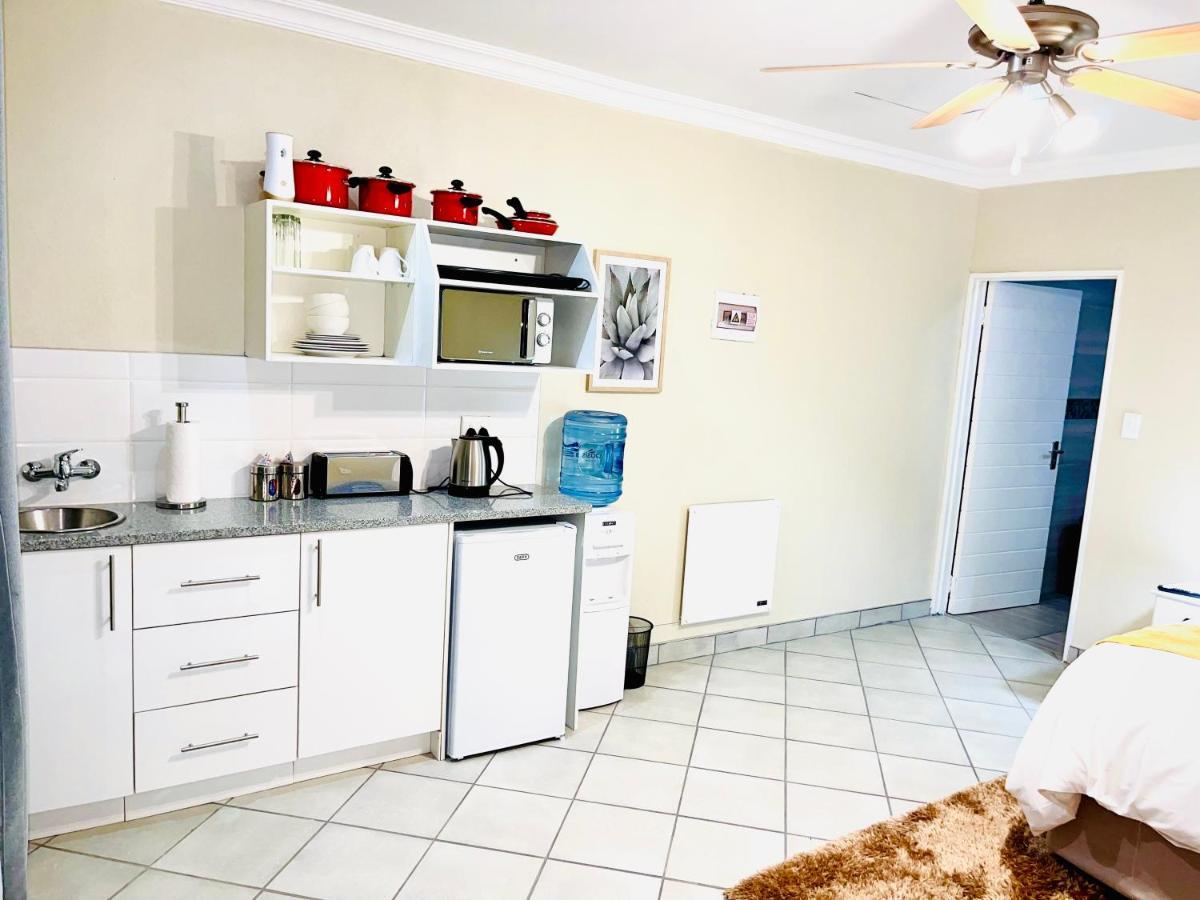 Randburg C&C Hotel Vibes Randpark Ridge Jhb 14 Units Available מראה חיצוני תמונה